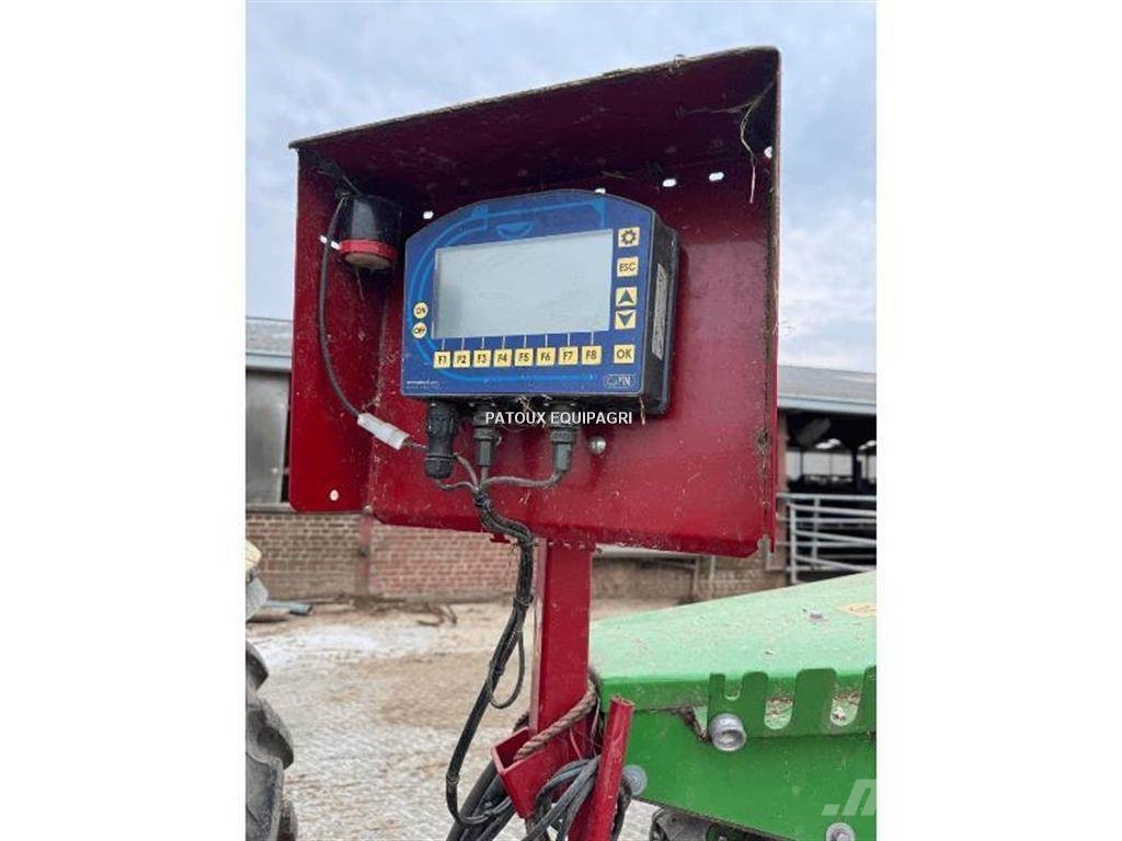 Strautmann VERTIMIX 2401 Mieszalniki