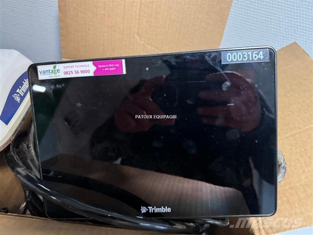 Trimble GFX 750 RTK Inne maszyny siewne
