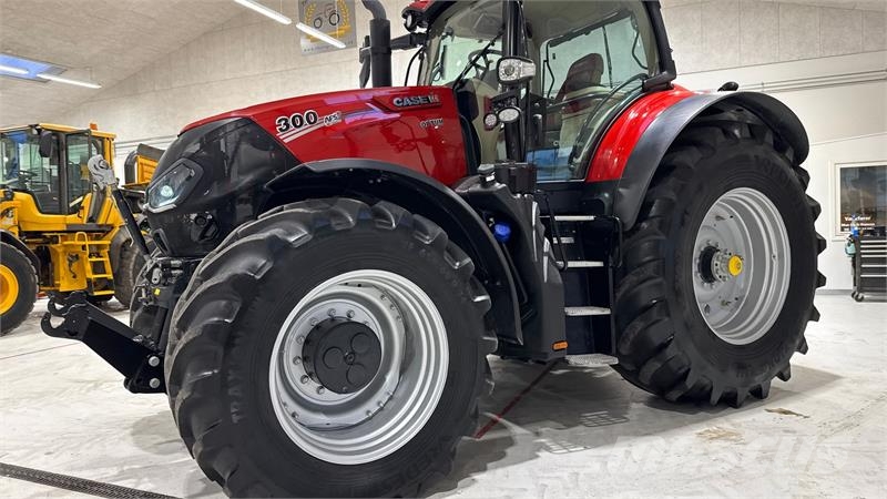 Case IH OPTUM 300 CVX AFS CONNECT KUN 1500 TIMER! MED DET Трактори