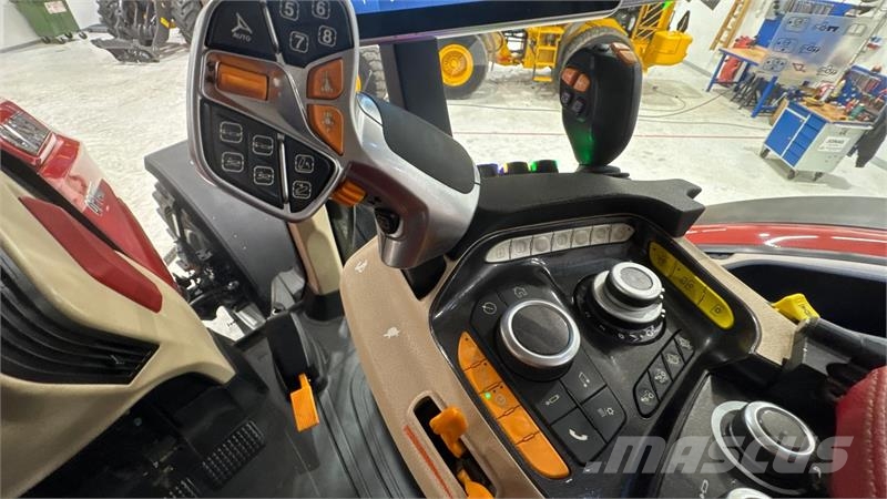 Case IH OPTUM 300 CVX AFS CONNECT KUN 1500 TIMER! MED DET Трактори