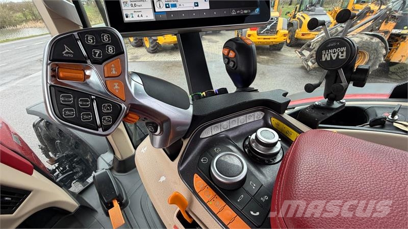 Case IH OPTUM 340 CVX. KUN 800 TIMER! Трактори