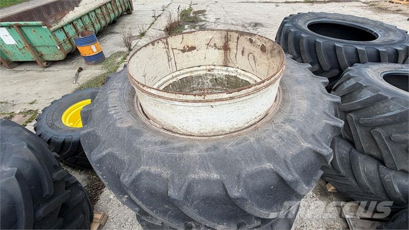 Continental 650/65R42 MED 10 LÅSE! Gume, točkovi i felne