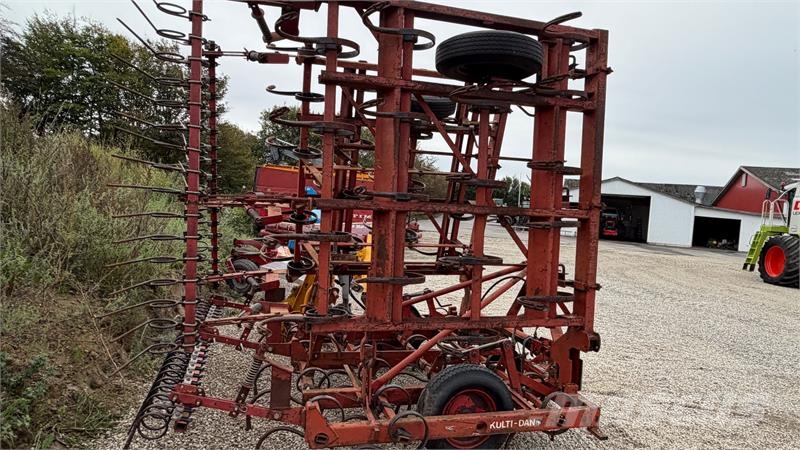 Doublet-Record Såbedsharve Harrows