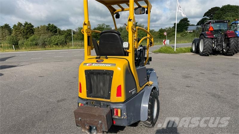 Eurotrac W11 KUN 350 TIMER! Minicargadoras