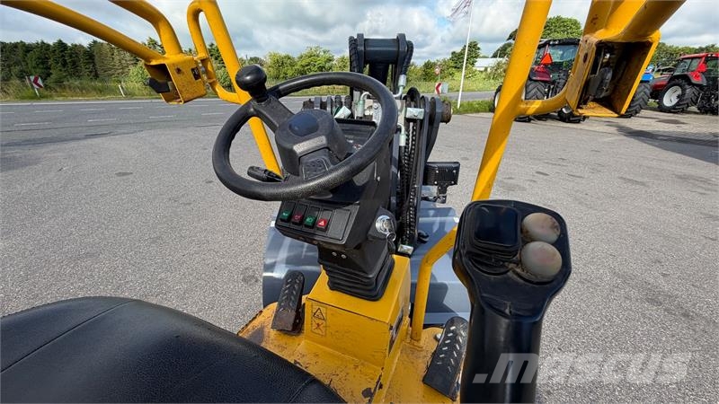 Eurotrac W11 KUN 350 TIMER! Minicargadoras