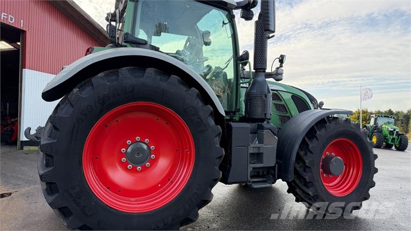 Fendt 724 Vario SCR Profi Plus MED AUTOSTYRING! الجرارات