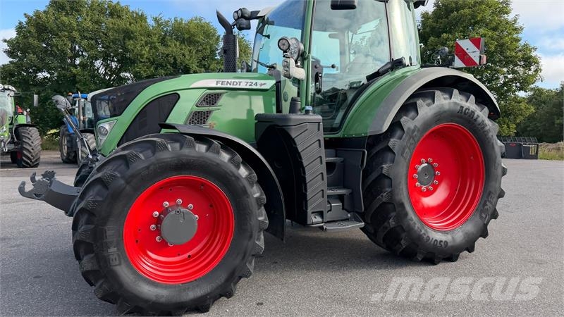 Fendt 724 Vario SCR Profi Plus MED AUTOSTYRING! Traktorer