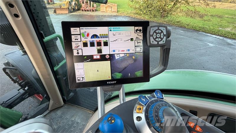 Fendt 724 Vario SCR Profi Plus MED AUTOSTYRING! الجرارات