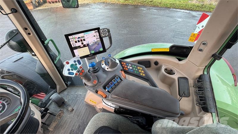 Fendt 724 Vario SCR Profi Plus MED AUTOSTYRING! الجرارات