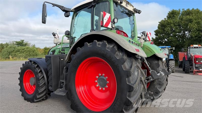 Fendt 724 Vario SCR Profi Plus MED AUTOSTYRING! Tratores Agrícolas usados