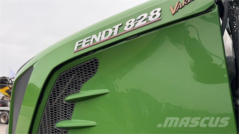 Fendt 828 Vario S4 Profi Plus MED NÆSTEN NYE DÆK! Traktori
