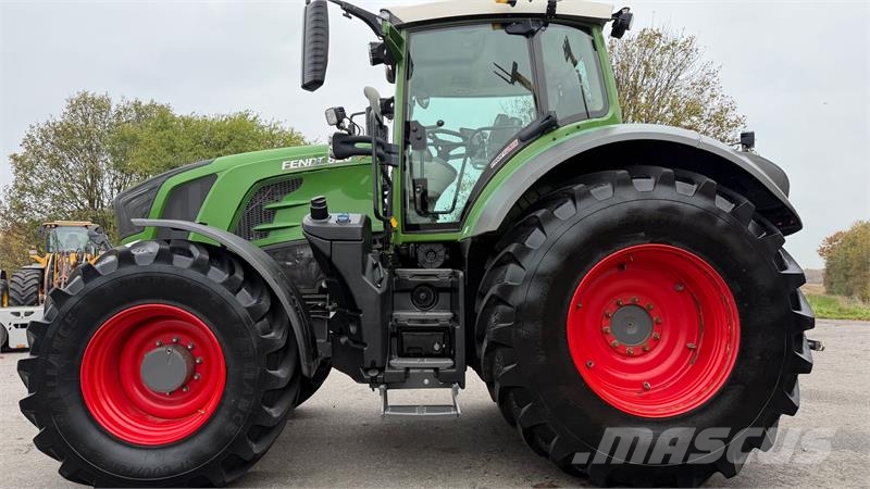 Fendt 828 Vario S4 Profi Plus MED NÆSTEN NYE DÆK! Traktori