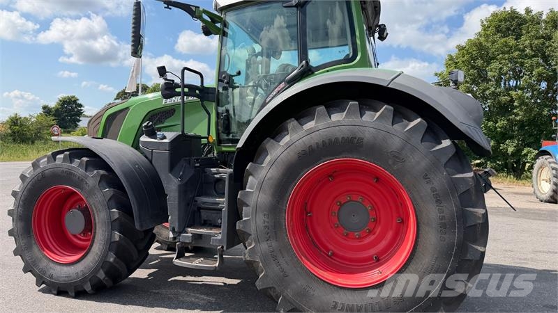 Fendt 828 Vario S4 Profi Plus MED NÆSTEN NYE DÆK! Трактори