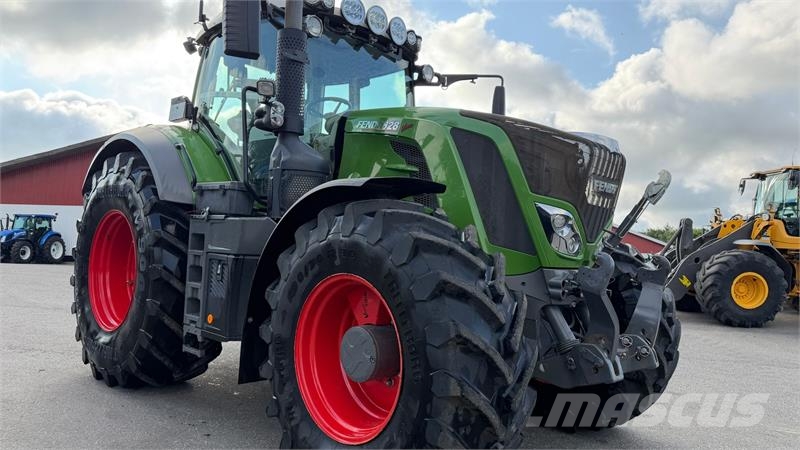 Fendt 828 Vario S4 Profi Plus KUN 3300 TIMER! MED VARIGR Tractors