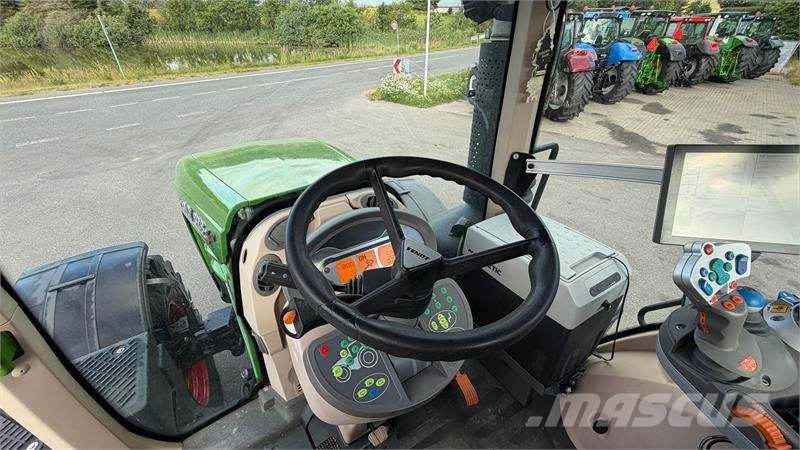 Fendt 828 Vario S4 Profi Plus KUN 3300 TIMER! MED VARIGR Tractors