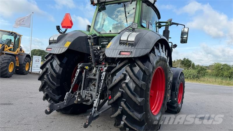 Fendt 828 Vario S4 Profi Plus KUN 3300 TIMER! MED VARIGR Tractors