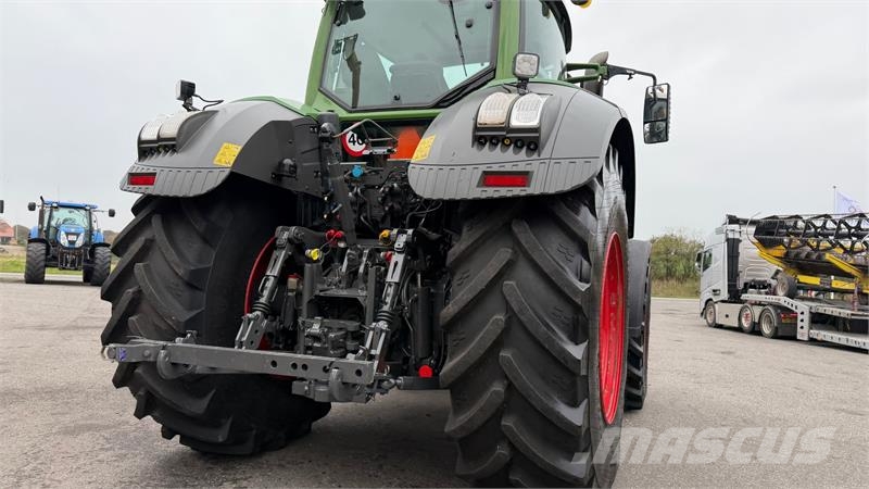 Fendt 828 Vario S4 Profi Plus MED NÆSTEN NYE DÆK! Traktori