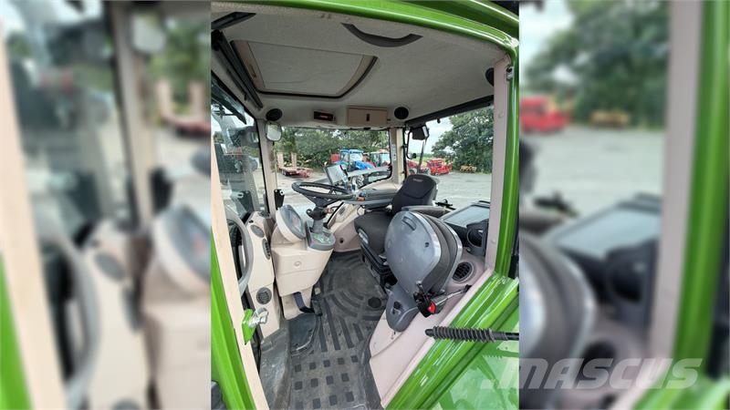 Fendt 828 Vario S4 Profi Plus KUN 3300 TIMER! MED VARIGR Tractors
