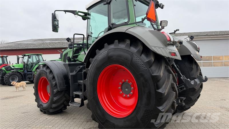 Fendt 828 Vario SCR Profi Plus MED NÆSTEN NYE DÆK! Tractors