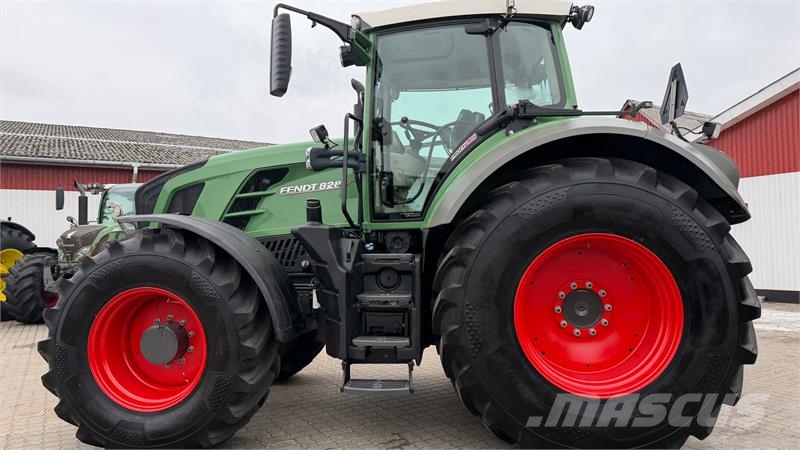 Fendt 828 Vario SCR Profi Plus MED NÆSTEN NYE DÆK! Tractors