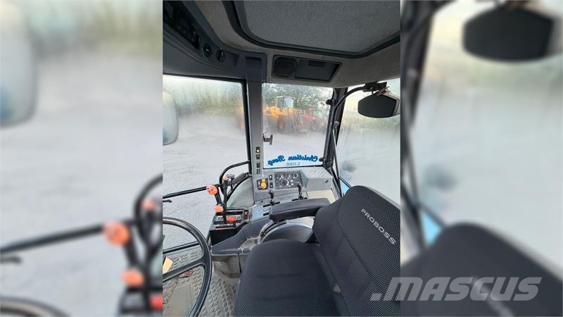 Ford 8340 MED NÆSTEN NYE DÆK! Traktorer