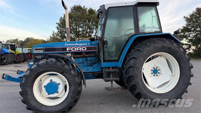 Ford 8340 MED NÆSTEN NYE DÆK! Traktorer