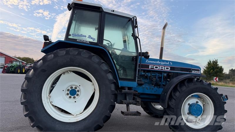 Ford 8340 MED NÆSTEN NYE DÆK! Traktorer