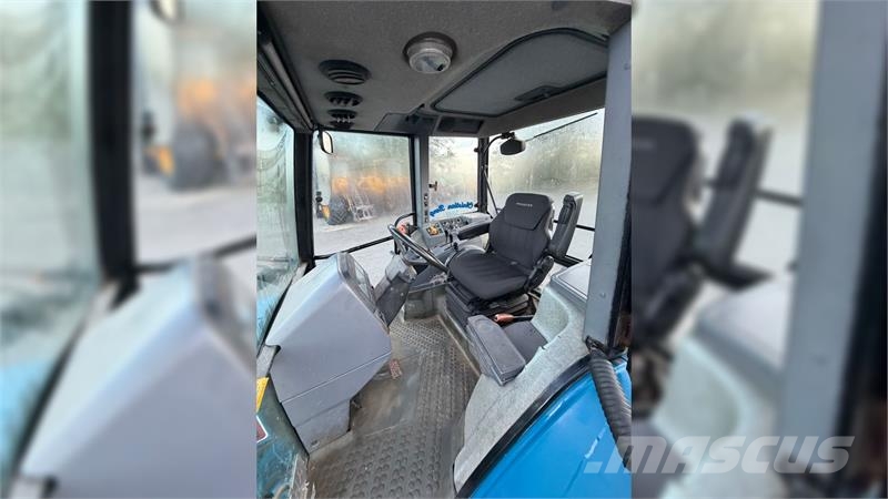 Ford 8340 MED NÆSTEN NYE DÆK! Traktorer