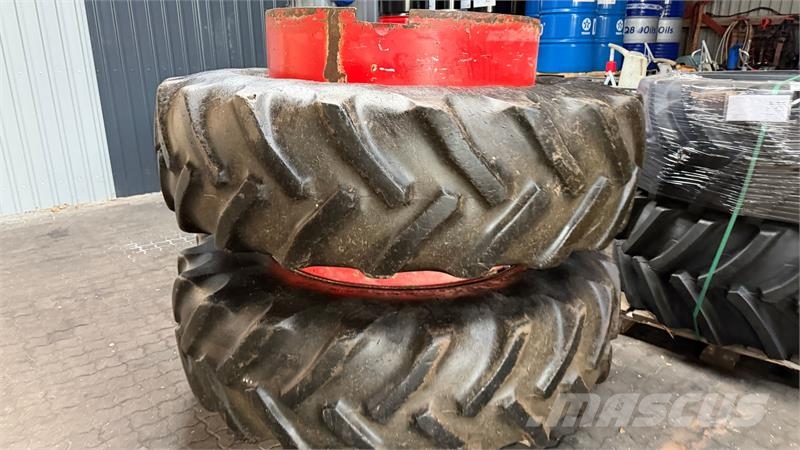 Goodyear 20.8R42 MED LÅSE! 輪胎、車輪和輪圈
