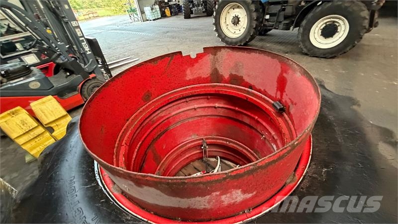 Goodyear 20.8R42 MED LÅSE! 輪胎、車輪和輪圈