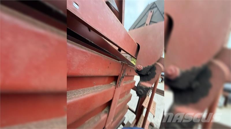 Hesston 4900 Pressere til firkantede baller