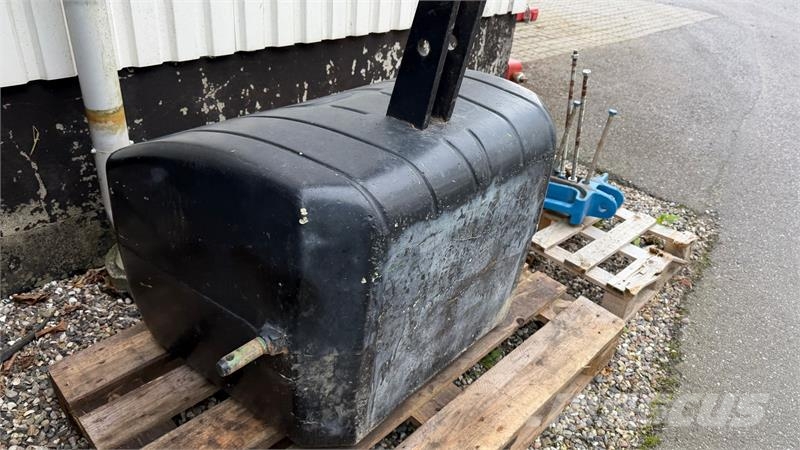 Holsø 650 KG Front weights
