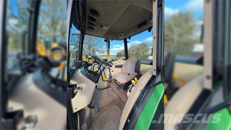 John Deere 5515 KUN 3100 TIMER OG AIRCON! Traktorer