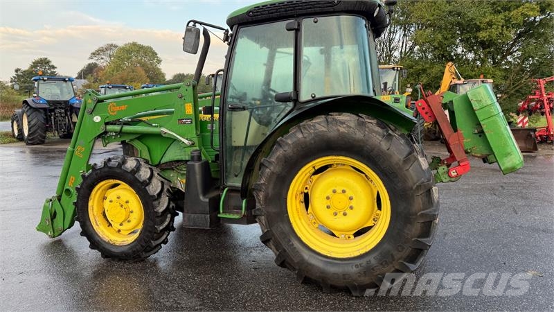 John Deere 5515 KUN 3100 TIMER OG AIRCON! Traktori