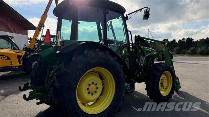 John Deere 5515 KUN 3100 TIMER OG AIRCON! Traktorer
