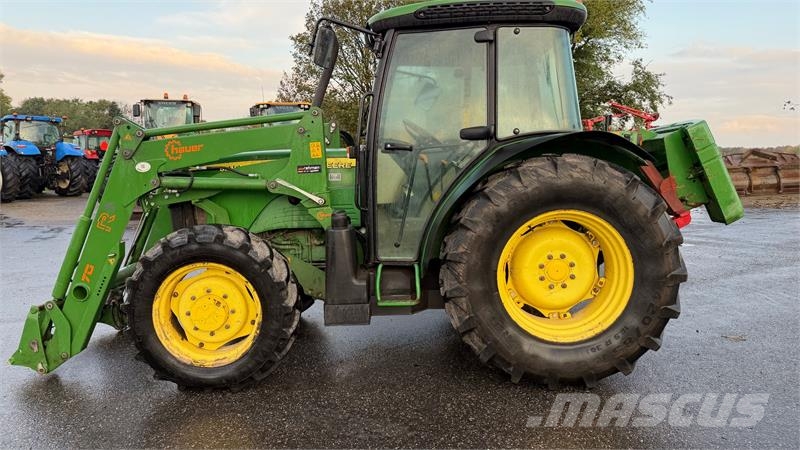 John Deere 5515 KUN 3100 TIMER OG AIRCON! Traktori
