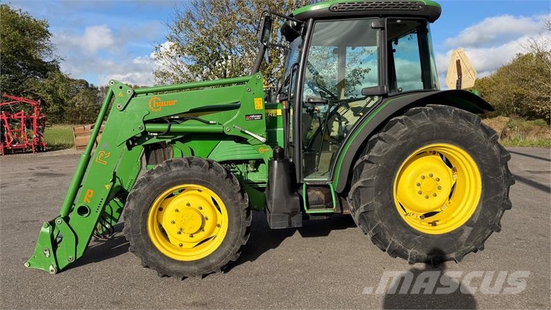 John Deere 5515 KUN 3100 TIMER OG AIRCON! Traktorer