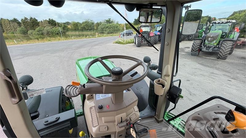 John Deere 6155M KUN 3600 TIMER OG FULD AFFJEDRING! Trattori