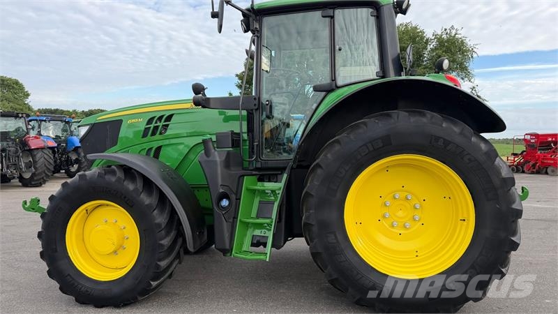 John Deere 6155M KUN 3600 TIMER OG FULD AFFJEDRING! Trattori