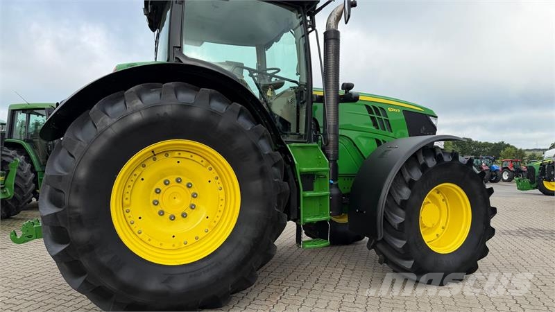 John Deere 6210R KUN 3900 TIMER! Tractores