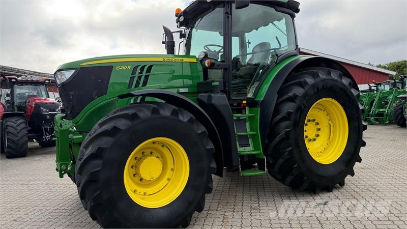 John Deere 6210R KUN 3900 TIMER! Tractores