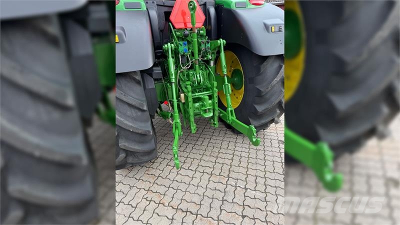 John Deere 6210R KUN 3900 TIMER! Tractores