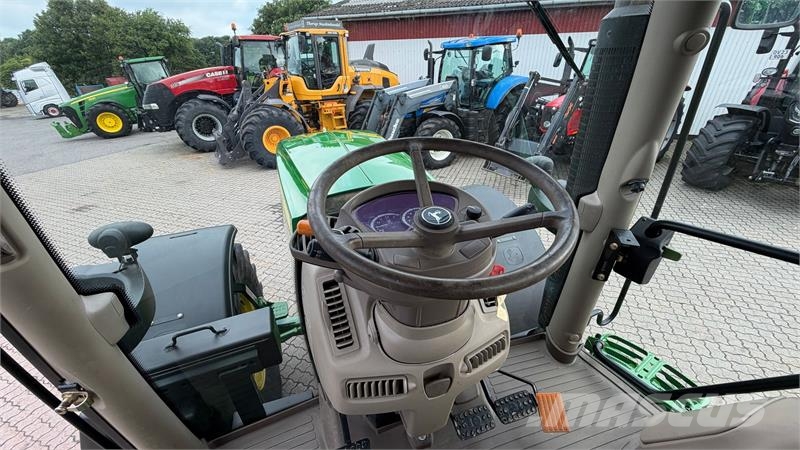 John Deere 6210R KUN 3900 TIMER! Tractores