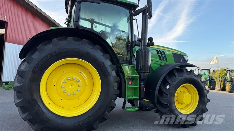 John Deere 6215R KUN 5100 TIMER! Traktorer