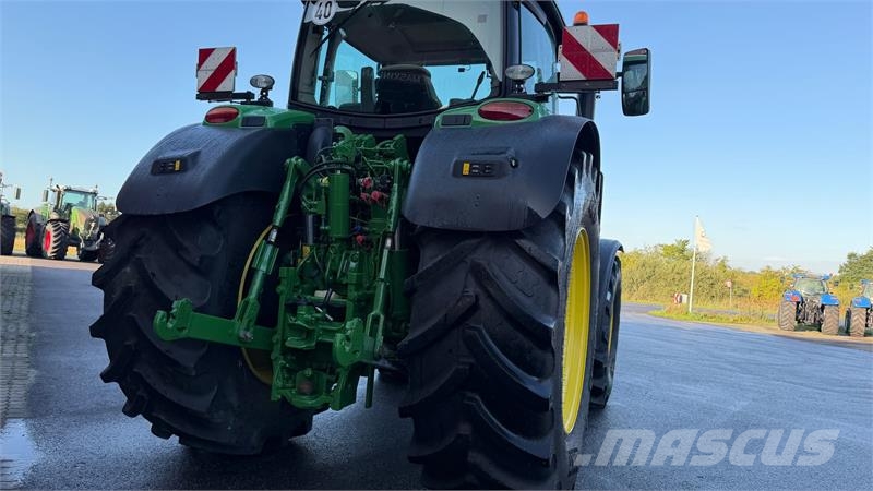 John Deere 6215R KUN 5100 TIMER! Traktorji