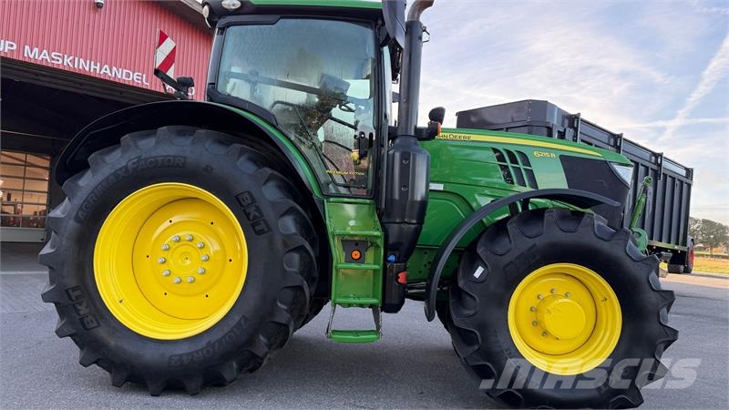 John Deere 6215R KUN 5100 TIMER! Traktorer