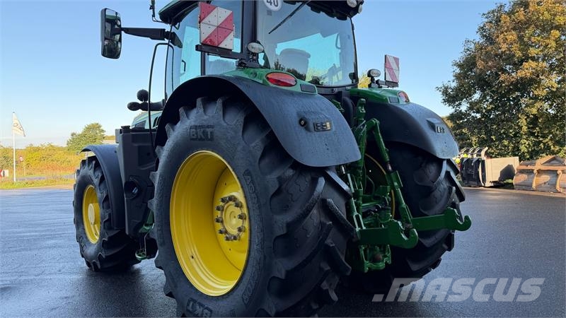 John Deere 6215R KUN 5100 TIMER! Traktorji