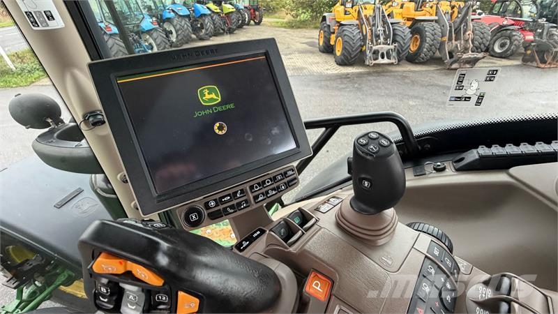 John Deere 6250R KUN 5100 TIMER OG NYE DÆK! Traktorji