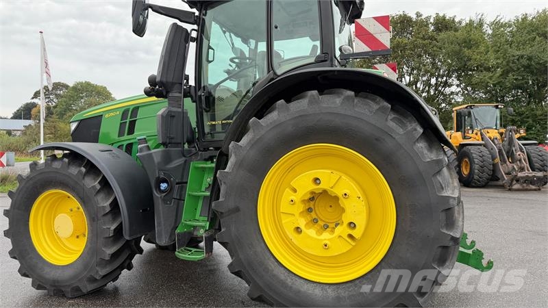 John Deere 6250R KUN 5100 TIMER OG NYE DÆK! Traktorji