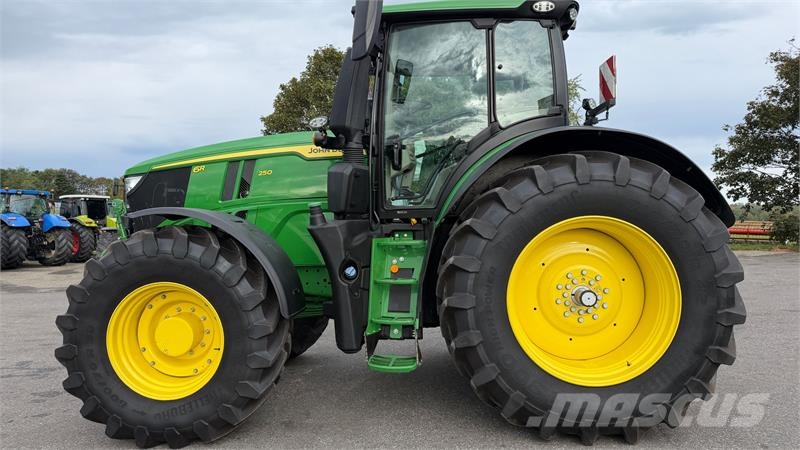 John Deere 6R250 KUN 1400 TIMER! Traktorji